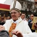 <p>Кардинал Хорхе Марио Бергольо совершает Крестный ход в Буэнос-Айресе</p>
