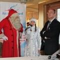 <p>Санта Клаус и Снегурочка поприветствовали гостей вечера</p>
