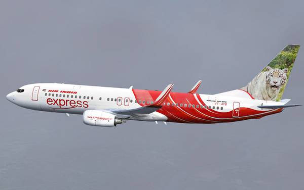 Лайнер Boeing-737 авиакомпании  Air India Express 