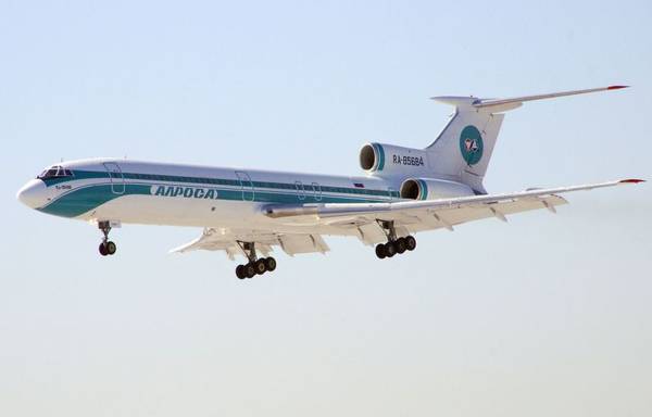 Лайнер Ту-154 авиакомпании  Алроса 