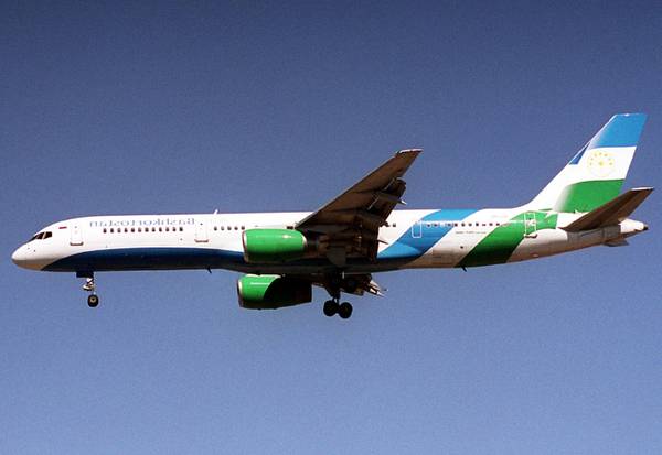 Boeing-757 авиакомпании Башкортостан  Башкирские Авиалинии 