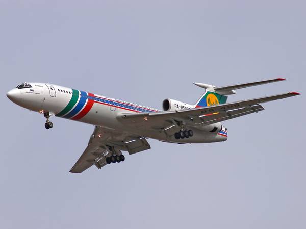 Лайнер Ту-134 авиакомпании  Авиалинии Дагестана 