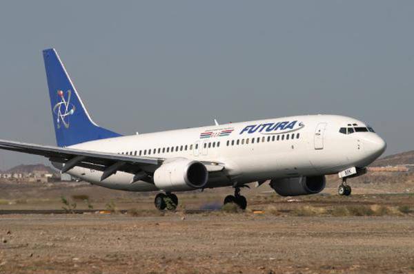 Лайнер Boeing-737 авиакомпании  Futura International Airlines 