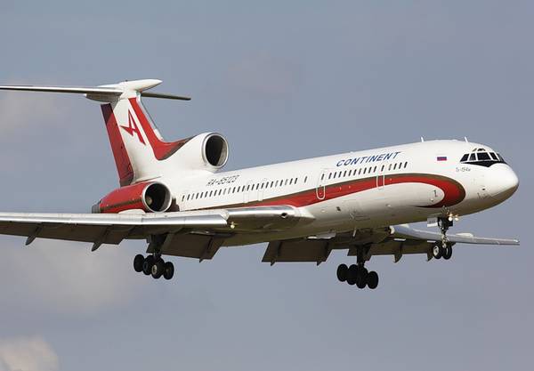 Лайнер Ту-154М авиакомпании  Авиакомпания Континент 