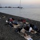 Туристы массово отменяют бронирования на греческих островах из-за беженцев