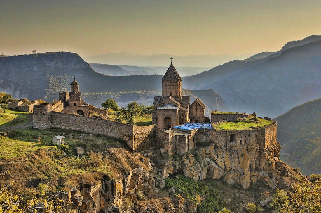 МИД: жители России с 23 февраля смогут по внутренним паспортам ездить в Армению