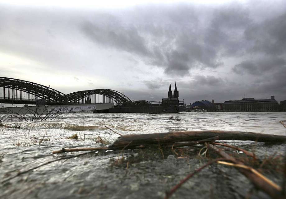 Ростуризм предупредил туристов о возможном наводнении в Германии и Франции