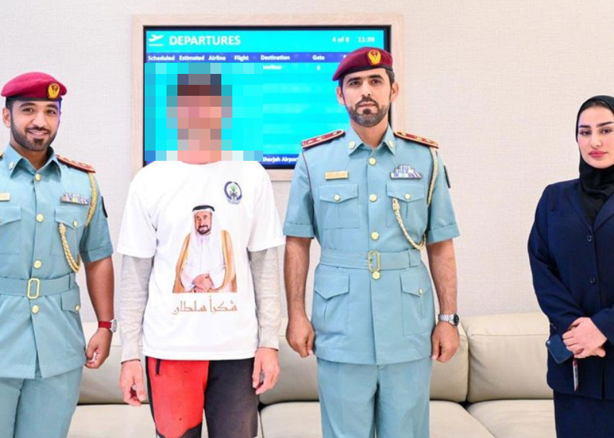 Бедствующего без денег в ОАЭ российского туриста отправили в Россию, купив билеты и надев футболку с портретом шейха