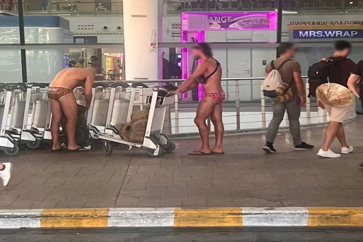 Два голых туриста в аэропорту Пхукета шокировали общественность