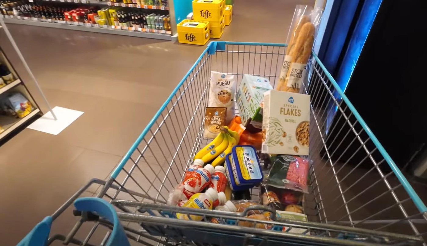 Российский турист зашел в Нидерландах в магазин и был удивлен стоимости яиц