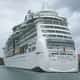 «Royal Caribbean» бросила туристов, чтобы обойти ураган