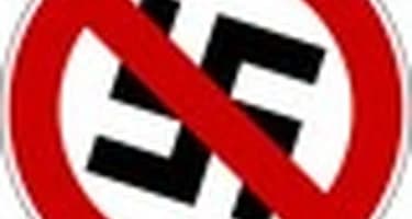 Япония отказывается от свастики для туристов