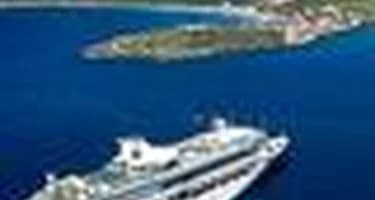 «Royal Caribbean» предупредила туристов о возможности терактов в Турции