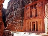 Royal Jordanian снимает новогодние рейсы из Москвы в Иорданию, туристов пересаживают на другие даты