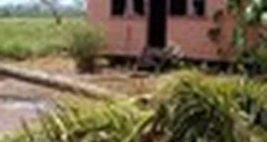 Фиджи атаковал тропический циклон, сведения о туристах из России отсутствуют Фиджи атаковал тропический циклон, сведения о туристах из России отсутствуют