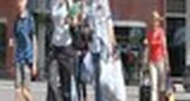 Российские туристы наводнили вьетнамский Нячанг Российские туристы наводнили вьетнамский Нячанг