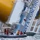 Российские туристы на Costa Concordia покупали места в спасательных шлюпках Российские туристы на Costa Concordia покупали места в спасательных шлюпках