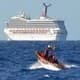 На дрейфующем в открытом море лайнере Carnival Triumph находятся двое российских туристов На дрейфующем в открытом море лайнере Carnival Triumph находятся двое российских туристов