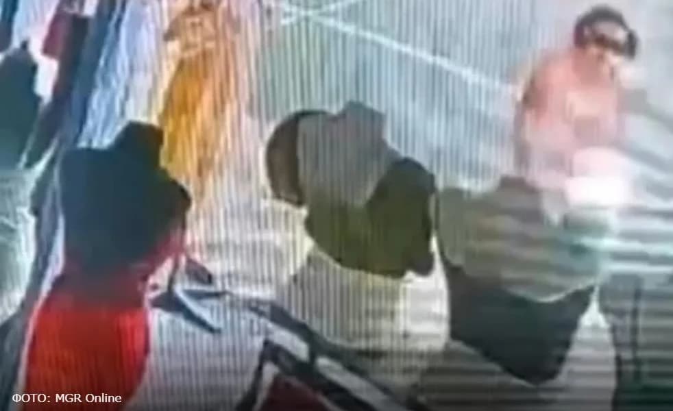 В Таиланде туристка ограбила магазин, сняв одежду с манекена и умчавшись на мотоцикле В Таиланде туристка ограбила магазин, сняв одежду с манекена и умчавшись на мотоцикле