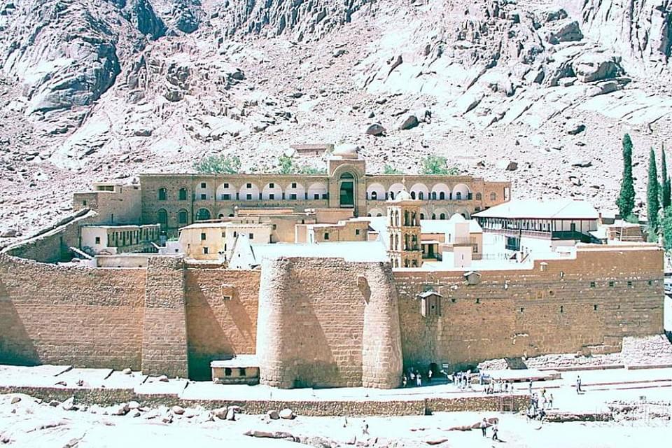Снегопад в Египте засыпал монастырь Св.Екатерины