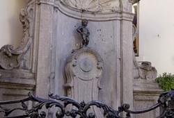 <p>символ Брюсселя – Манекен Пис</p> Фото 40663 Парижа, Франция