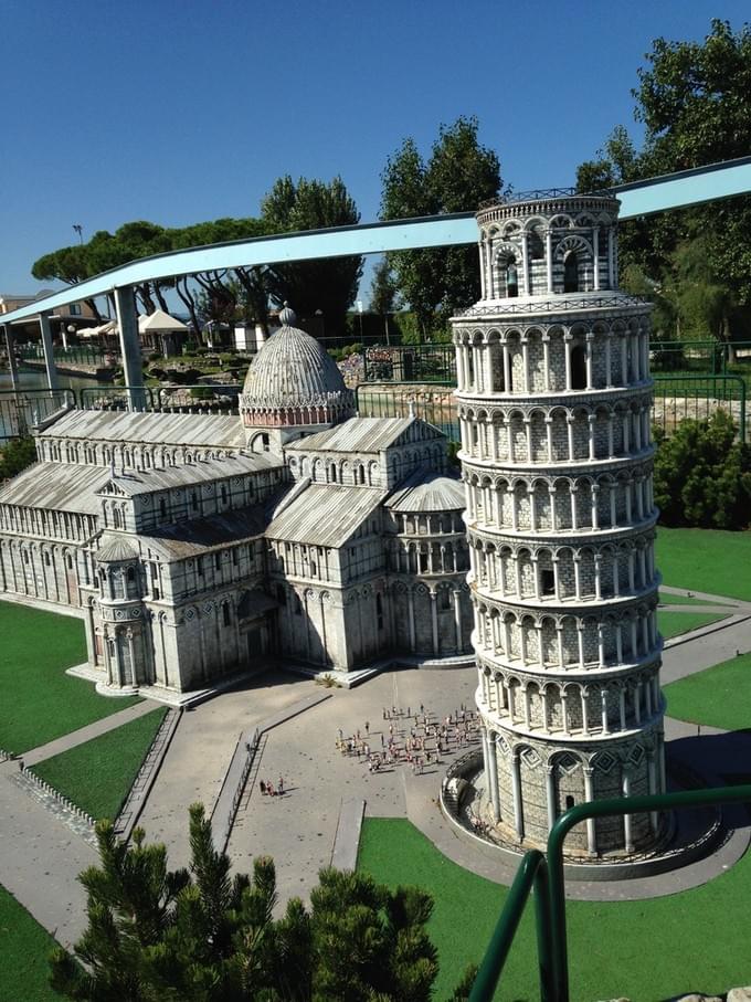 Италия - Парк «Италия в миниатюре» в Римини .