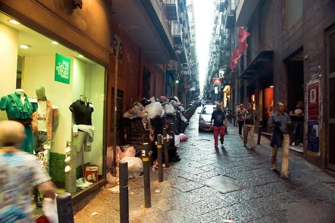 Италия - Мусор на улицах