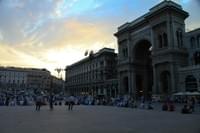 Италия - Вечер на площади Дуомо