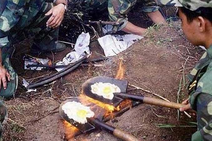 Белоруссия - завтрак в китайской армии