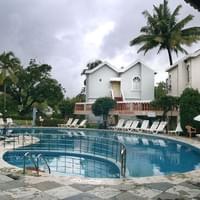 отель Whispering Palms Beach Resort (Гоа)