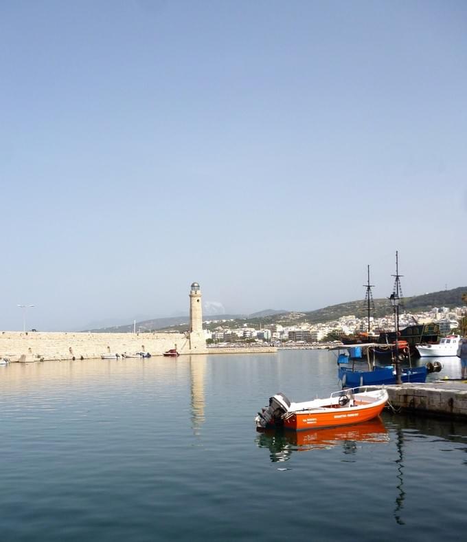 Греция - Поездка в Ретимно, один из 4-х номов Крита. 
Город находится в северо-западной части сказочного острова Крит. Это один из интереснейших и красивых курортов Греции. 
Венецианский порт.