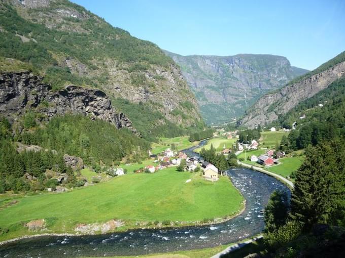 Норвегия - Вид с Фломской железной дороги.