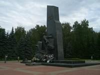 Брянск- памятник водителям