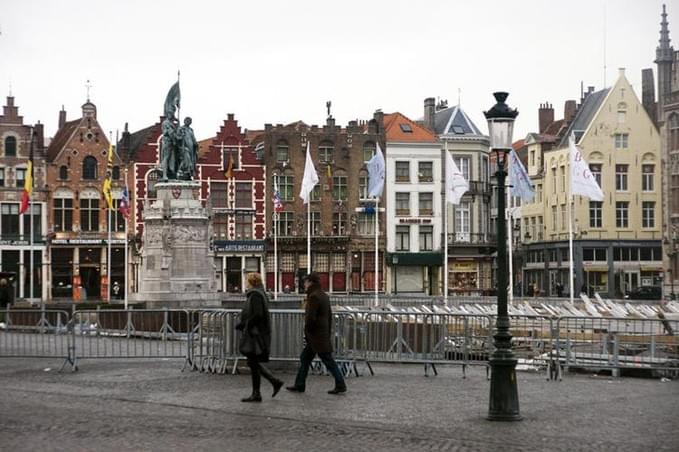 Бельгия - Центр жизни Брюгге - площадь Markt
