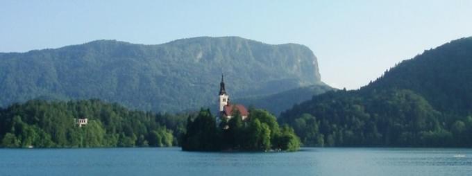 Словения - Церковь на острове