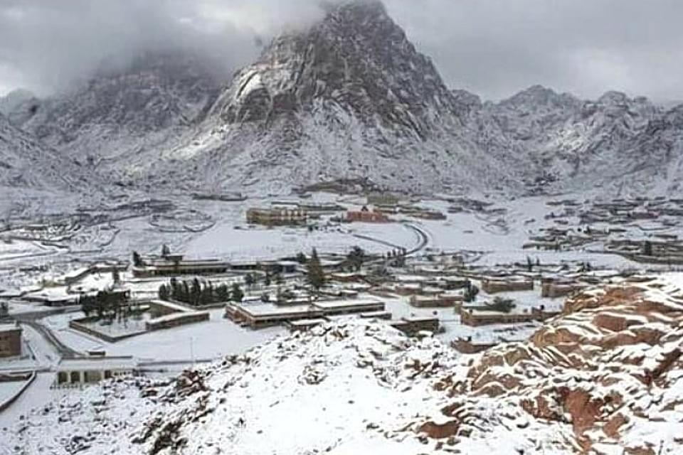 Снегопад в Египте засыпал монастырь Св.Екатерины