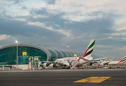 Новая галерея А380 в аэропорту Дубая для обслуживания двухпалубных авиалайнеров Фото Emirates Airlines 