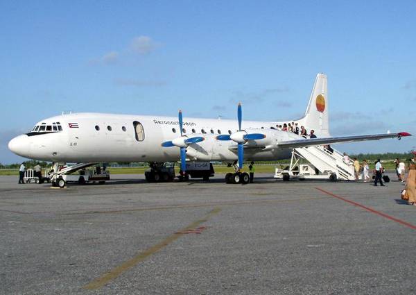 Лайнер Boeing-737 авиакомпании  Aero Caribbean 