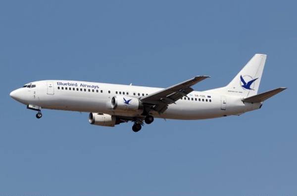 Лайнер Boeing-737 авиакомпании  Blue Bird 