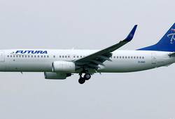 Лайнер Boeing-737 авиакомпании Фото Futura International Airlines 