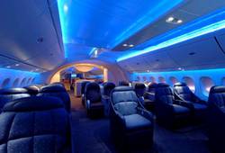 В салоне лайнера Boeing-737 авиакомпании Фото Futura International Airlines 