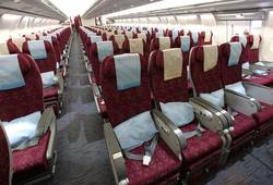 В салоне лайнера Airbus A-340 авиакомпании Фото Qatar Airways 