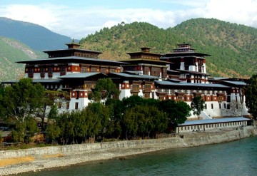 Цены на туры в Бутан снижены, но увеличения турпотока не ожидается