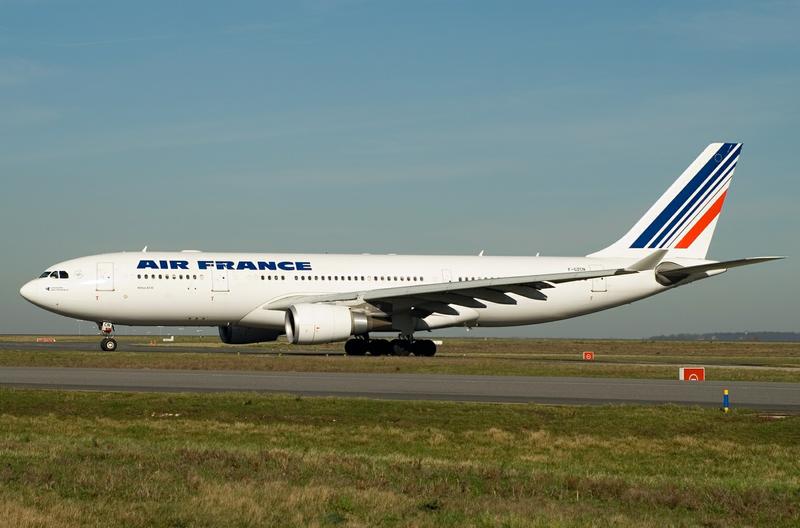 В Шереметьево из-за смерти туристки в воздухе экстренно сел самолет Air France