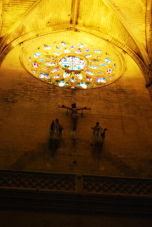 Испания - Витражи внутри Кафедрального собора поражают воображение!