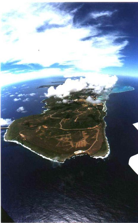 Марианские острова - Северная часть Сайпана.
Здесь трагически закончилась битва за Сайпан в 1944-м, когда около 5 тысяч японцев и окинавцев прыгнули с обрыва в море.