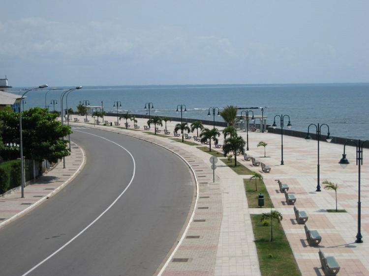 Экваториальная Гвинея - Экваториальная Гвинея страна на экваторе.