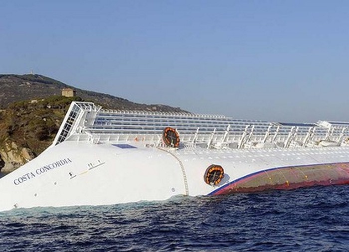 Крушение круизного лайнера Costa Concordia