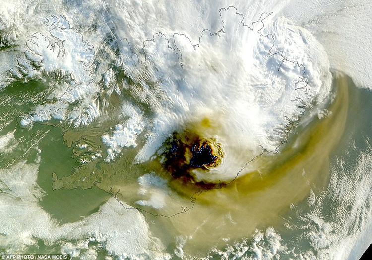 Спутниковое фото вулкана Гримсвотна из космоса.