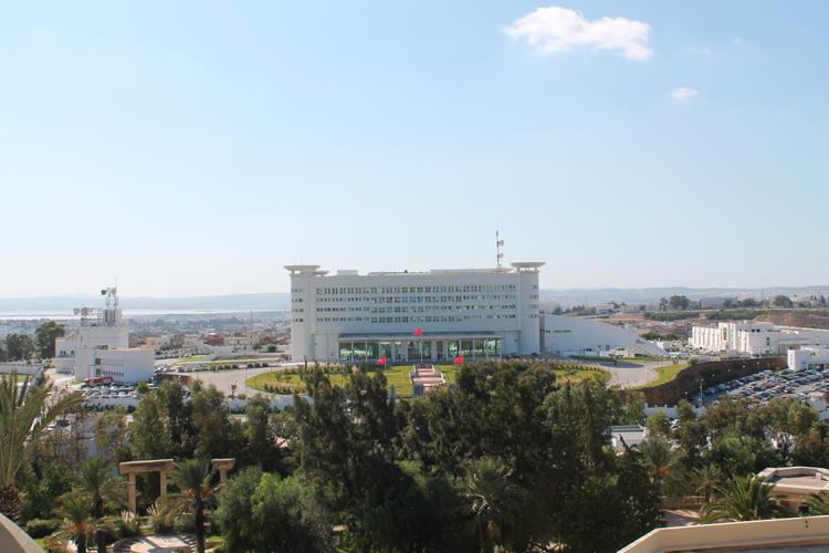 Вид на город Тунис из отеля Sheraton